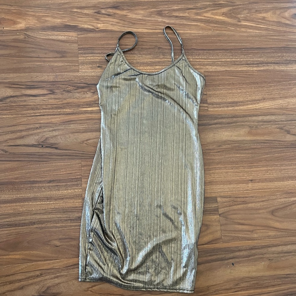 NWT prettylittlething Metallic bronze bodycon Slip Dress with Spaghetti Straps